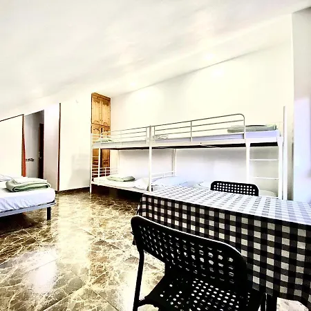 Paradiso Semesterpark 2*